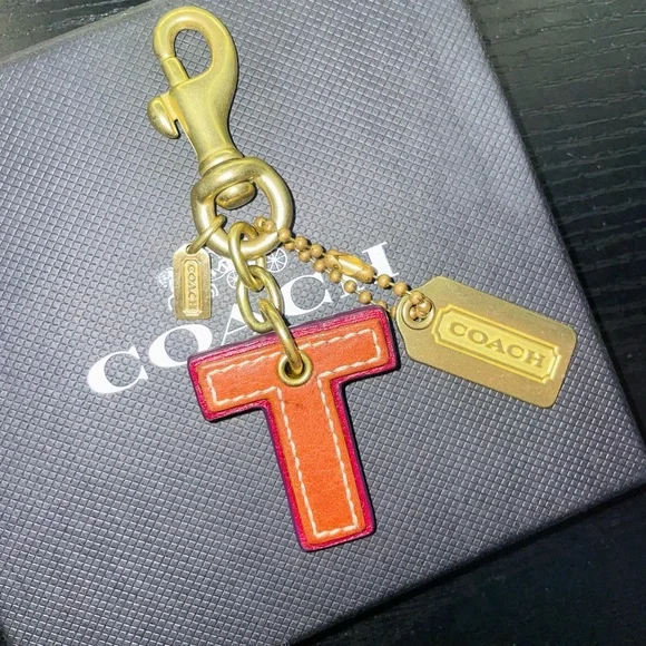 Coach Collector’s Letter "T" Charm - Two-Tone Saddle/Purple w/ two gold hangtags - Picture 5 of 9